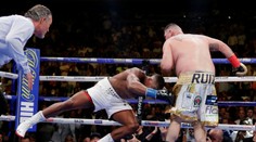 VIDEO: Ruiz prekvapujúco zdolal Joshuu a je šampión v superťažkej váhe