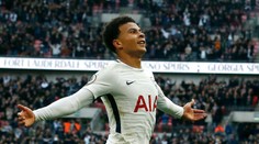 Tottenham pred rekordnou návštevou zdolal Liverpool 4:1