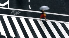 Japonsko trápia silné lejaky, nepriaznivé počasie má aj obeť