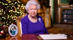 Kráľovná Alžbeta II. napísala tajný list. Jeho obsah nikto nepozná a dlho ani poznať nebude