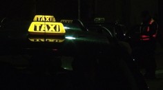 Taxikári boli v pozore. Prekvapili ich nárazové kontroly