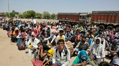 India je na kolenách. Z Británie prišla prvá pomoc, ďalšie štáty budú nasledovať