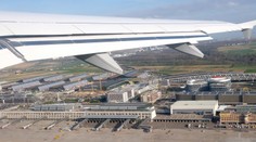 Na let do Lisabonu si stovka cestujúcich počká až do pondelka. Kopilot bol viditeľne opitý