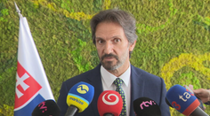 Nová vojenská nemocnica v Prešove má stáť v roku 2026. Kaliňák hľadá firmu, ktorá ju tak rýchlo postaví