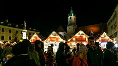 Na západnom Slovensku si dávajte pozor. Platia výstrahy pred vetrom a snehovými jazykmi