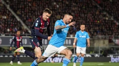 Neapol nevyužil zaváhanie lídra a s Bolognou len remizoval. Domácim sa zranil brankár