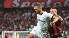 Kuriozita v Trnave: V predkole LM museli trávnik nasprejovať na zeleno