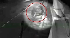 Drsný útok: Zlodeji dokopali muža (51), vodiči áut si na rušnej ulici nič nevšimli