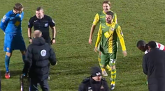 Dlho sa nezohrial: Futbalista sa vrátil na lavičku po pár sekundách