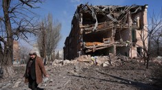 Beznádej v Mariupole: Obyvatelia vyšli z krytov, aby sa pozreli na ruskú skazu