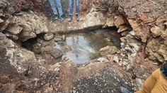 Modernizujú trať, objavili dejiny. Pod koľajami v Novej Bani sa ukrývala štôlňa stará stovky rokov