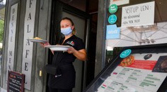 Situácia sa zhoršuje. Počet oranžových okresov v stupni ostražitosti sa takmer zdvojnásobil