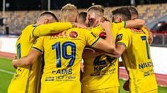 VIDEO: Košice v Bystrici napodobnili aj Suáreza. Tri body im po dráme v nadstavení vystrelil Američan