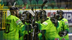 Žilina zdolala Slovan aj na ľade. Po polovici základnej časti sú kráľom extraligy Košice