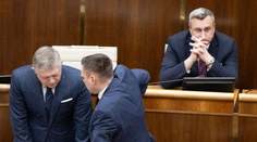 SNS nesúhlasí s utajeným režimom mimoriadnej schôdze. A. Danko chcel, aby na nej zazneli argumenty na podporu vlády