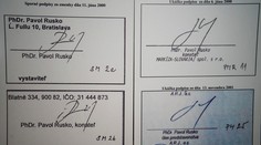 Spor o zmenkách sprevádzajú pochybnosti. Právnici Markízy chcú dokázať, že sú falošné