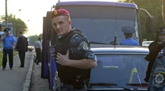 Streľba v Kyjeve. Paľbu spustili na auto regionálneho politika, jeho syn (†3) zomrel v sanitke