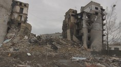 Môže to byť druhá Buča. Rusi zničili ďalšie mesto neďaleko Kyjeva, pozrite si odtiaľ reportáž