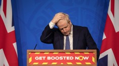 Vzostup a pád Borisa Johnsona: Kariéru si vybudoval na brexitovej kampani, krk mu zlomila séria škandálov