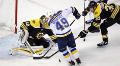 VIDEO: Boston s Chárom a Cehlárikom zdolal St. Louis, Vegas prekonal nováčikovský rekord