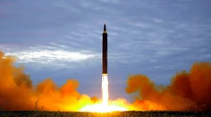 Severná Kórea odpálila balistickú strelu, preletela ponad Japonsko