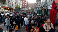 V Maďarsku otvorili terasy cez víkend a takto to dopadlo: Masy ľudí a nariadenia ignorovali