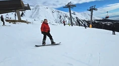 Sú najstaršími snoubordistami na Slovensku. Majú po sedemdesiatke, no ich kondičku im mnohí môžu závidieť
