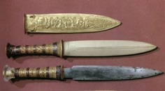 Senzačný objav! Egyptský faraón mal dýku vyrobenú z meteoritu