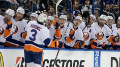 Nashville postúpil do 2. kola, Islanders vyhrali na ľade Tampy Bay