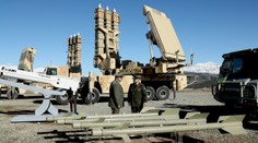 Iránskou provinciou otriasli výbuchy. Americké médiá píšu o izraelskej odvete. Irán tvrdí, že útok prišiel zvnútra