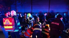 Tragédia na halloweenskej párty neďaleko Zlína. V tlačenici sa zranilo osem ľudí, niektorí sú v kritickom stave