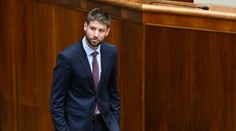 Opozícia reaguje na kybernetický útok: Premiér by mal odvolať Šutaja Eštoka. Ten tvrdí, že nenesie žiadnu zodpovednosť