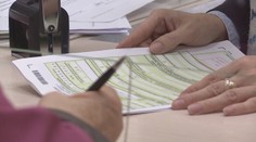 Nezabudnite požiadať zamestnávateľa o zúčtovanie daní. Doložiť treba ale rôzne potvrdenia