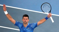 Novak Djokovič zabojuje na Australian Open o svoj desiaty titul. Srb postúpil do finále