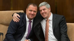 Podpredseda parlamentu Hrnčiar aj poslanec Antal vstupujú do Mosta-Híd