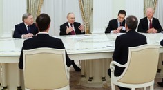 Donbas získame vojensky alebo inak. Putin prvýkrát komentoval rokovania o mierovom pláne