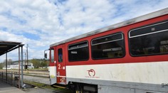 Tragédia na železnici v Banskej Bystrici:  Rýchlik zrazil dvoch ľudí, jeden z nich zraneniam podľahol