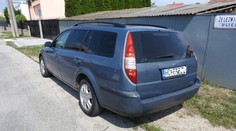 Iba 16-ročný chlapec ukradol otcovi auto a havaroval