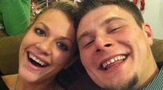 Romantik išiel za priateľkou tisícky kilometrov, zabil ho šialenec