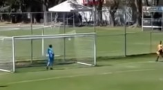 VIDEO: Ďalšia bizarná penalta. Mexický dorastenec mal poriadny kus šťastia