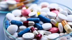 Internet zaplavili falošné lieky. Môžu byť neúčinné, ale aj životu nebezpečné