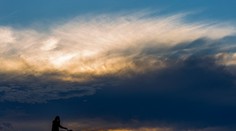 Čaká nás zamračený víkend, slnko sa ukáže iba miestami