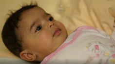 Nechajú ich v nemocnici a utečú. Týmto drobčekom chýba mama