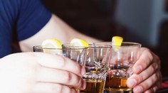 Aj jeden pohár denne zvyšuje riziko rakoviny. Vedci varujú pred alkoholom