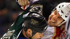 Rodičia zosnulého Montadora (†35) žalujú NHL