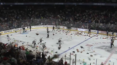 VIDEO: Blesková reakcia Martina Chromiaka spustila lavínu plyšových medvedíkov. Jeho gól však na výhru nestačil