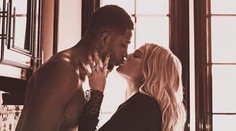 Khloé Kardashian prezradila meno dcérky. Vlna kritiky na seba nenechala dlho čakať