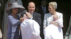 Radosť v rodine monackého kniežaťa. Dvojčatá pokrstili