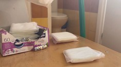 Postihnúť to môže dievčatá aj ženy. Ako rieši štát menštruačnú chudobu?