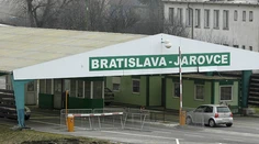 Rakúsko začalo s náhodnými kontrolami pri hraniciach so Slovenskom